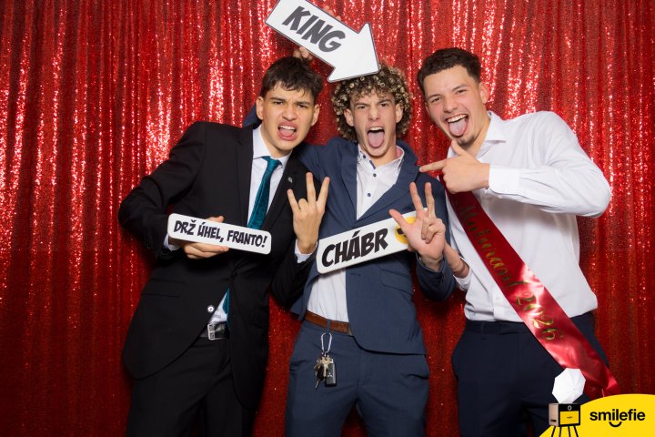 Maturitní ples - VOŠ a SPŠE Plzeň