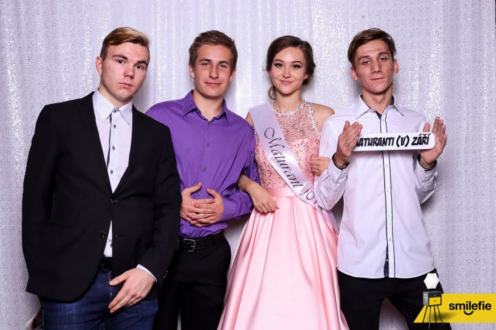  Maturitní ples Masarykovo gymnázium Plzeň 158