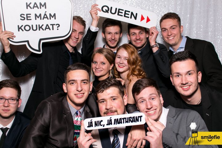  Maturitní ples Střední zdravotnická škola a Vyšší odborná škola zdravotnická Plzeň 214
