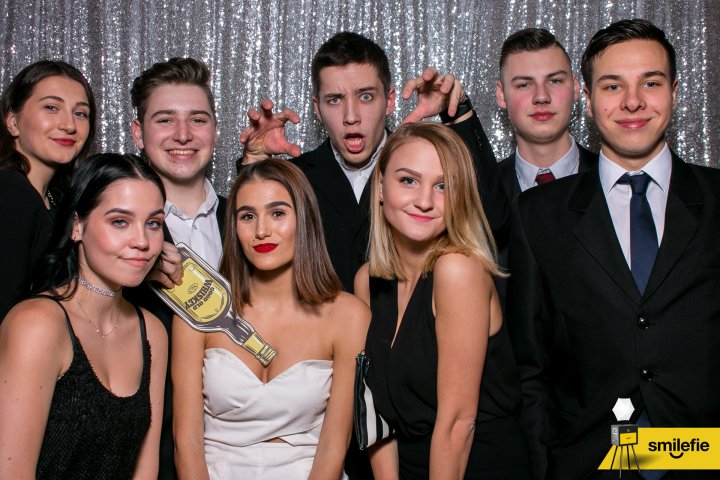  Maturitní ples Obchodní akademie Plzeň 11