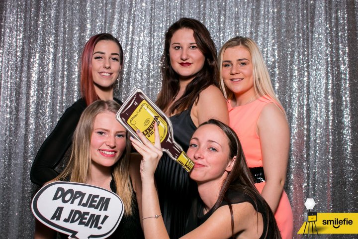  Maturitní ples Obchodní akademie Plzeň 158