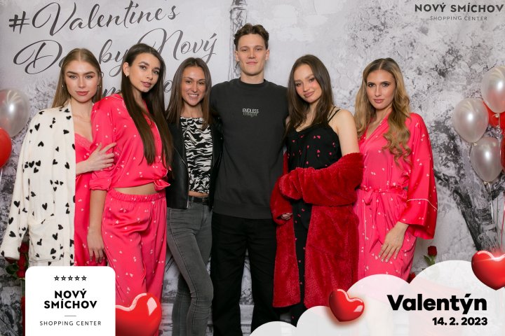 OC Nový Smíchov - Valentýn